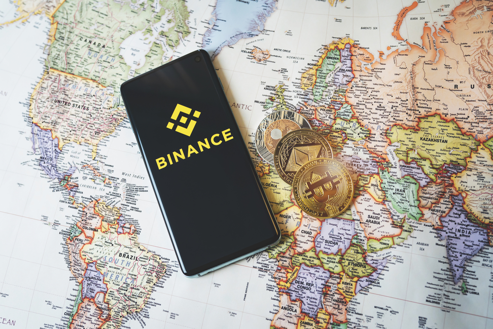 Crypto news recap: SBF's trial, Binance's market share drops, and PayPal's NFT moves