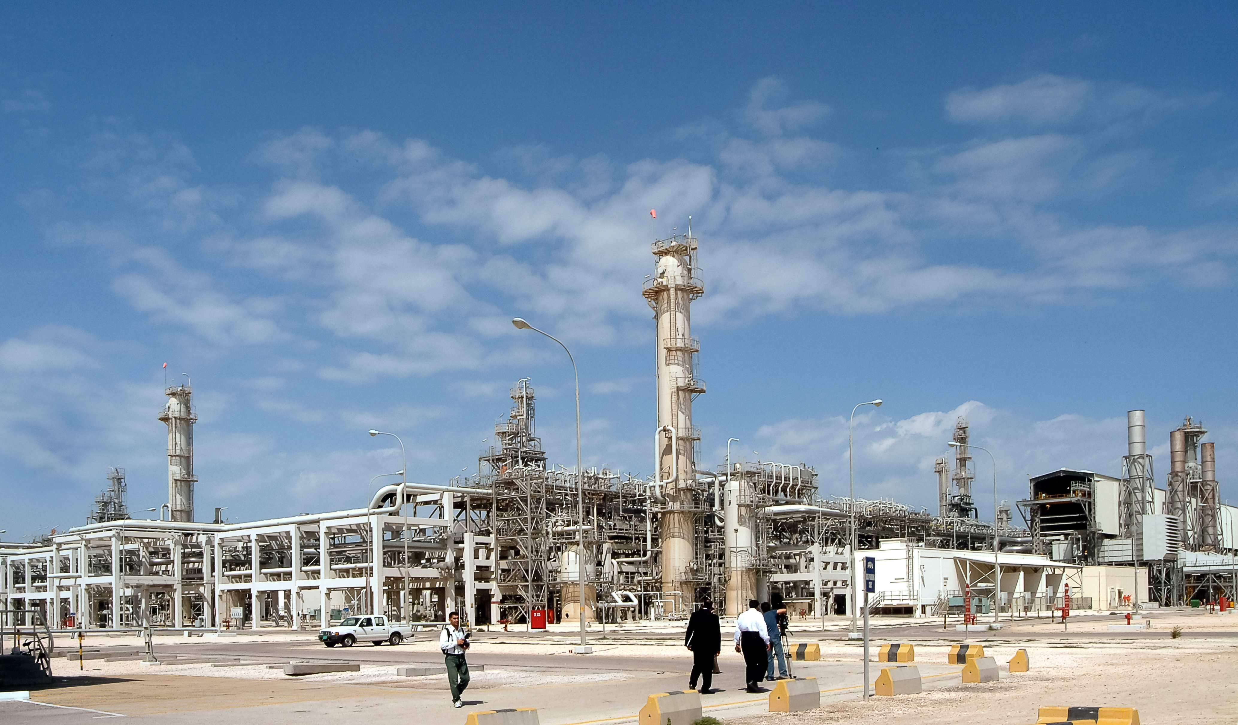 Qatar's $10b gas contract goes to French-Arab joint venture