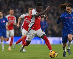 Clash of Giants: In-Form Chelsea Host Title-Chasing Arsenal in London Derby