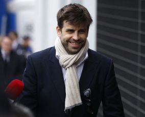 بيكيه يسخر من أربيلوا بعد بداية كارثية مع ريال مدريد