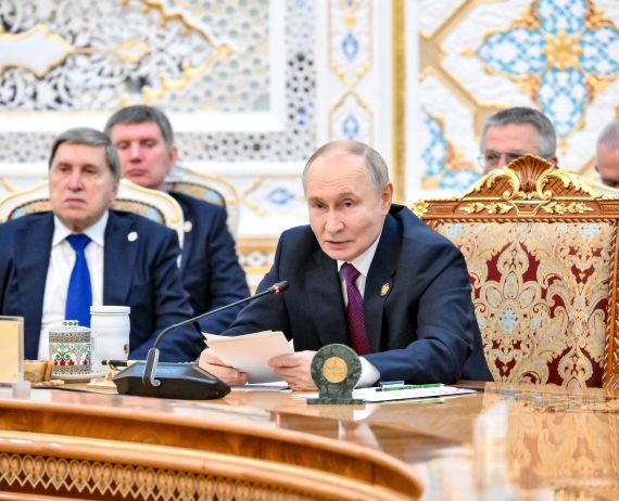 Putin urges diplomacy to resolve Iran nuclear dispute