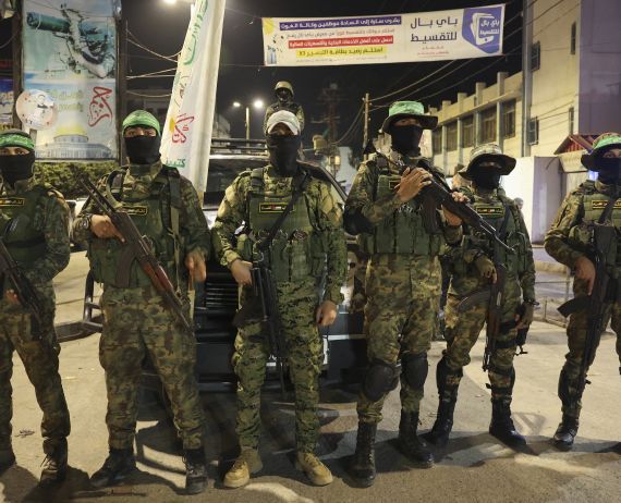 Gaza: Hamas security wing strikes "Dens of Treason" amid ceasefire tensions