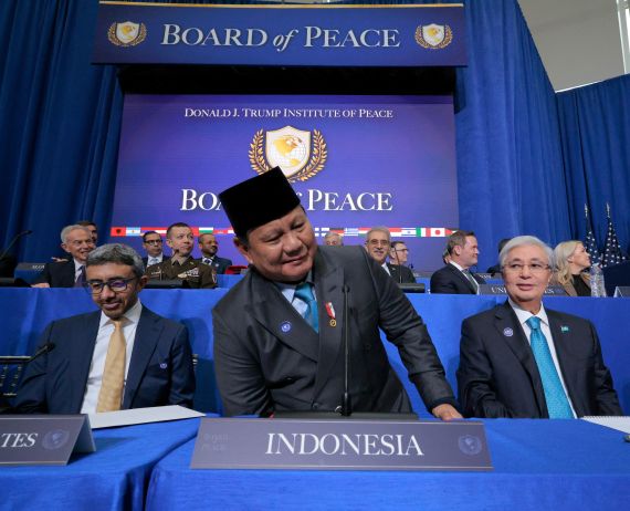 Indonesia pledges 8,000 troops for Gaza force