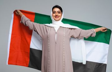 أجمل ما قيل عن الإمارات في يوم العلم الإماراتي