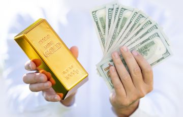 تراجعت العقود الأميركية الآجلة للذهب تسليم ديسمبر 1.3%