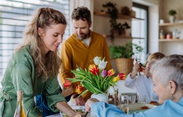 إتيكيت عيد الفصح: تصرّفات راقية تعزز جمال اللقاءات