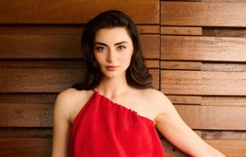 Özge Törer