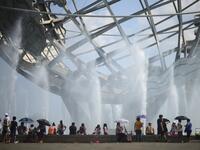 The US is sweating through a weekend of extremely hot weather, with major cities including New York and Washington bracing for temperatures close to or exceeding 100 degrees Fahrenheit (38 degrees Celsius).  Johannes EISELE / AFP