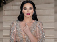 Diana Karazon chose a silver and beige dress for her concert in Jerashs southern theater Source dianakarazonw Instagram