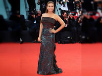 Tunisian actress Hend Sabry wore a dress by Etro for her first red carpet appearance