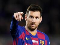 لاعب برشلونة ليونيل ميسي (32 عاماً) وقيمته 140 مليون يورو