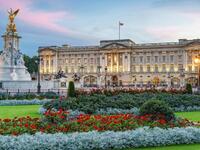 1. Buckingham Palace, London, UK