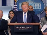 أعلن طبيب البيت الأبيض أنّ الرئيس الأميركي "دونالد ترامب" غير مصاب بكورونا المستجدّ، كاشفًا بذلك نتيجة الفحص الطبّي الذي خضع له الرئيس بعدما كان على اتّصال مباشر مع عدد من أعضاء وفدٍ برازيلي تبيّن لاحقا أنّهم مصابون بالفيروس.