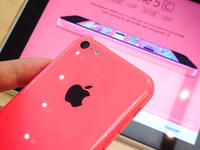 7. 2013: iPhone 5S and iPhone 5C