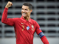 2- البرتغالي كريستيانو رونالدو (يوفنتوس) 117 مليون دولار