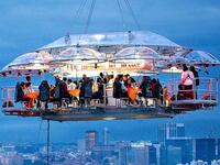 8. Hanging restaurants: