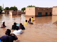 فيضانات السودان: تساقطت أمطار غزيرة ومستمرة بدءاً من أوائل سبتمبر 2020، مما أدى إلى فيضان مدمر في 16 ولاية سودانية على الأقل، وشردت 500.000 شخص، ودمرت أكثر من 100.000 منزل. 