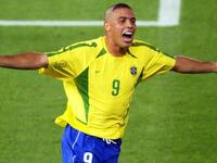 الهجوم: البرازيلي رونالدو