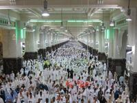 ترك السعي بين الصفا والمروة: ووقت السعي بالنسبة للحاج المتمتع بعد الوقوف بعرفة، ومزدلفة، وطواف الإفاضة، أما بالنسبة للحاج القارن والحاج المفرد فوقته بعد طواف القدوم.