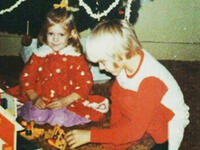 Kurt had a younger sister named Kimberly