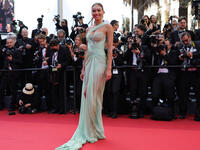 Amandine Petit in Dessange Paris