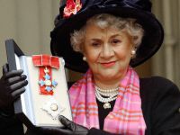 Dame Joan Plowright