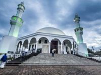 قلق المسلمين بعد تخريب مساجد تكساس وكاليفورنيا       