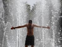 heatwave hits Spain