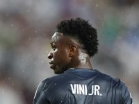ريال مدريد يترقب عودة فينيسيوس لإنهاء ملف تجديد عقده