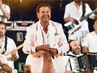 Lebanese singer Ragheb Alama