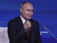 Trump leaves empty-handed, but Putin leaves Alaska with “Greatest Gift”