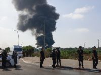 Gunmen ambush targets Iranian police vehicle