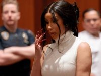 Cardi B 