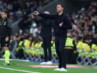 ألونسو يحمل الحكم مسؤولية الهزيمة