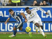 فينيسيوس ينفجر غضبًا بعد تجاهل ركلة جزاء واضحة لريال مدريد