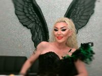 Turkish singer Güllü