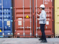 اللوائح الجديدة ستدخل حيز التنفيذ في غضون 30 يوماً