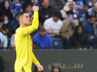 رونالدو يؤكد سعادته في السعودية: أريد الاستمرار مع النصر