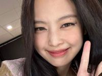  جيني عضوة فرقة بلاك بينك