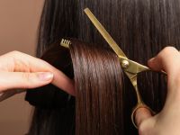 تواريخ قص الشعر بهدف التكثيف والتطويل لشهر مارس 2026