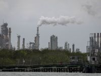 Iranian strikes hit Saudi refinery and Gulf infrastructure as regional conflict deepens