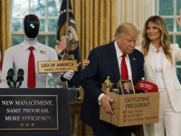  السيدة الأولى ميلانيا ترامب