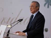 ريال مدريد يفكر في أسطورة برشلونة السابقة لتدريب الفريق