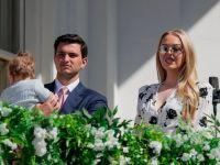 ظهور نادر لـ تيفاني ترامب مع طفلها ألكسندر يخطف الأنظار في البيت الأبيض