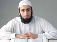 رؤية شيخ لابس ابيض في المنام