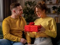 أفكار هدايا مميزة لزوجك في عيد الأضحى.. لمسات حب لا تنسى