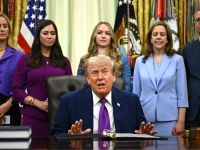Trump: Iran-US ceasefire on ‘massive life support’