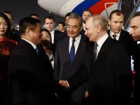 Putin arrives in Beijing