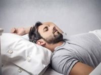تفسير حلم استحمام الميت في المنام