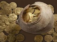 تفسير حلم العثور على ذهب مدفون